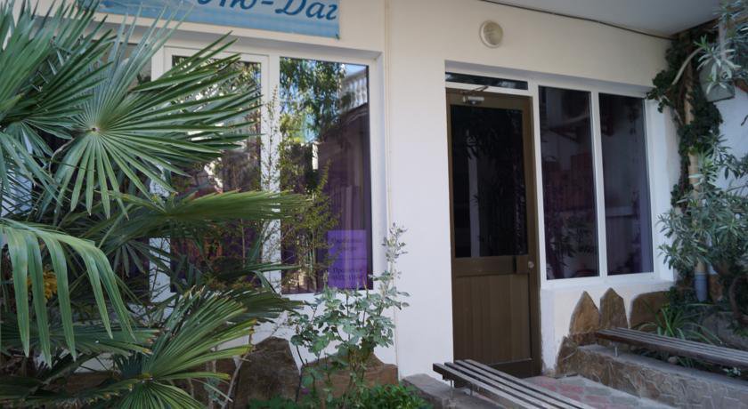 Гостевой дом Mini Hotel Ayu Dag Утес-4